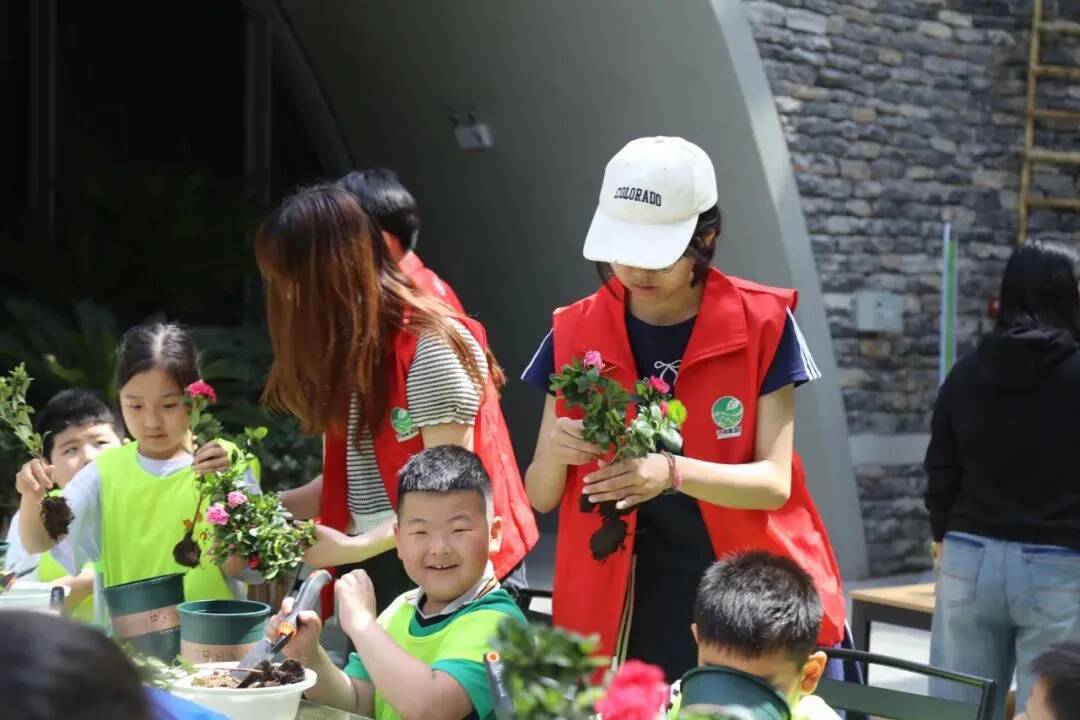 Kaiyun（中国体育）：五一假期济南市属公园景区接待游客23424万人次(图10)