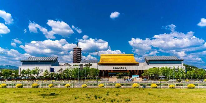 Kaiyun体育网站：“五一”北京创十年来新纪录！中国园林博物馆亮了！(图1)