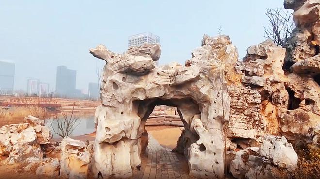 武汉城区有座超级公园：绵延假山笼罩幽深环境像星级景点(图5)