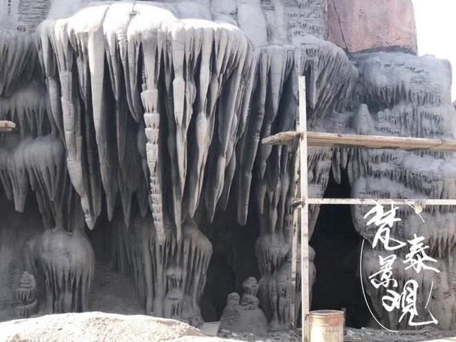 重峦叠嶂的直塑水泥假山游玩观赏别有风采(图2)