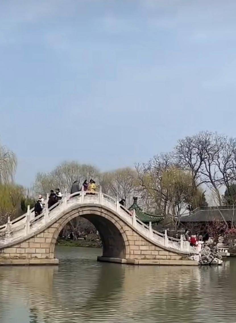 扬州瘦西湖景区令人依依不舍(图1)