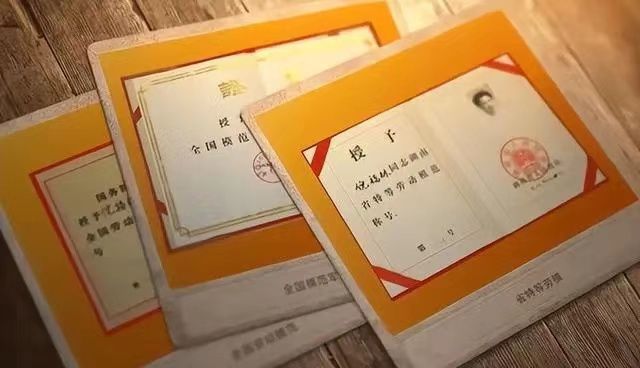 Kaiyun（中国体育）：包养10位情妇睡觉翻牌生下11个私生子年近古稀还在拼命生娃(图7)