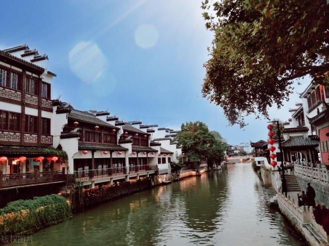 Kaiyun（中国体育）：华东五市5天4晚省心旅游攻略华东杭州旅游费用多少看完就够了(图2)