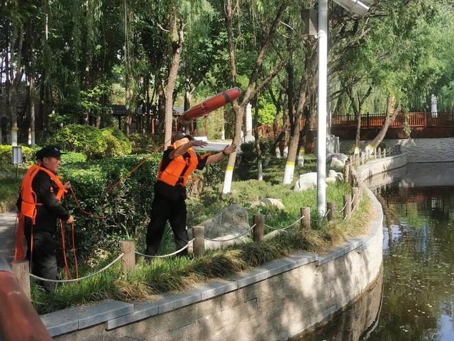 Kaiyun（中国体育）：潍坊市园林环卫服务中心：筑牢防溺水防线守护景区群众安全(图1)