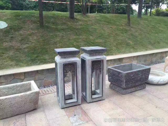 园林景观石桌椅：耐用性与美观性的完美结合（多图欣赏）(图3)