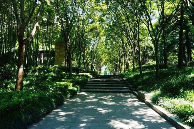【乐游】逛完上海书展顺路还可逛逛周边这些公园→(图3)