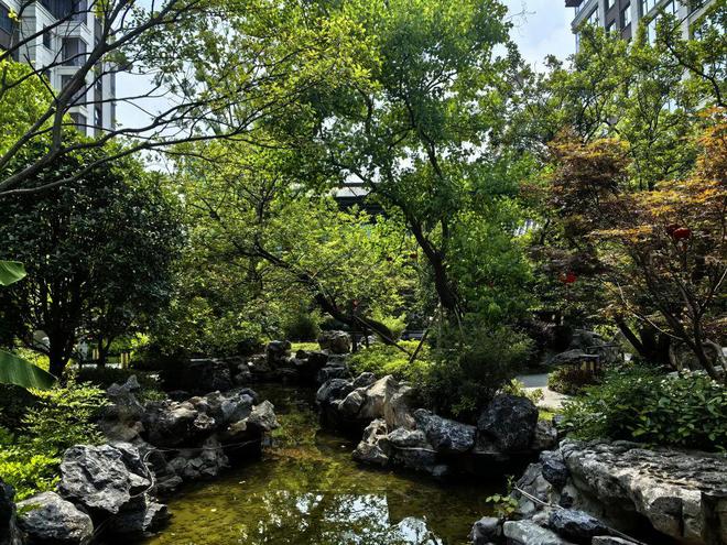 绿洲云湖十里院(售楼处)南京绿洲云湖十里院发布丨欢迎您(图1)