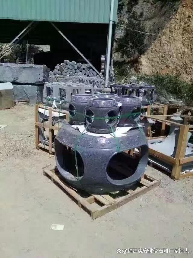 户外生活的美学：探索园林景观石桌椅的多样应用场景（多图欣赏）(图5)