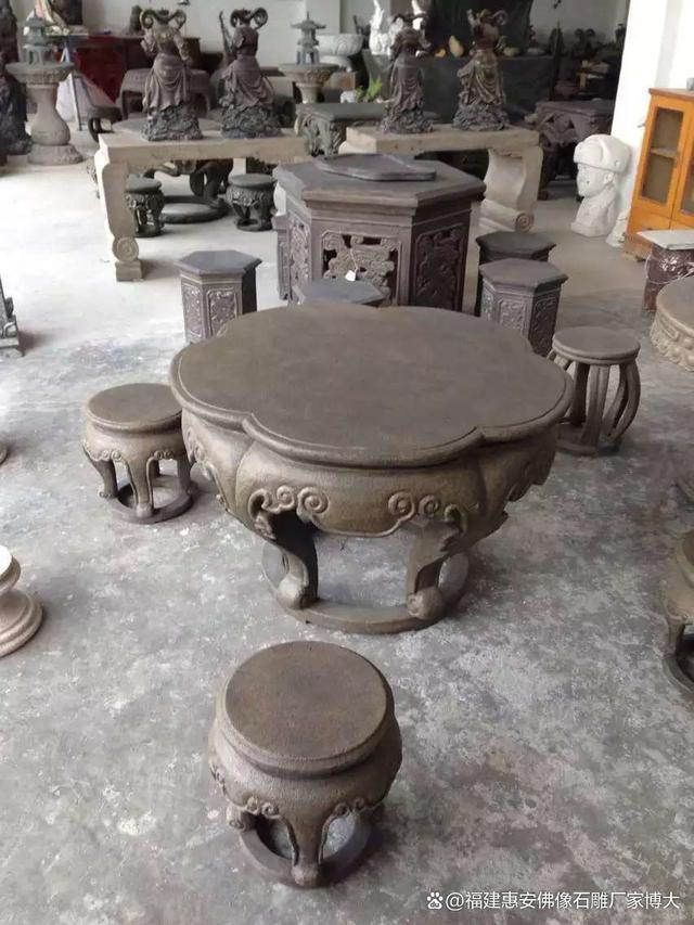 户外生活的美学：探索园林景观石桌椅的多样应用场景（多图欣赏）(图3)