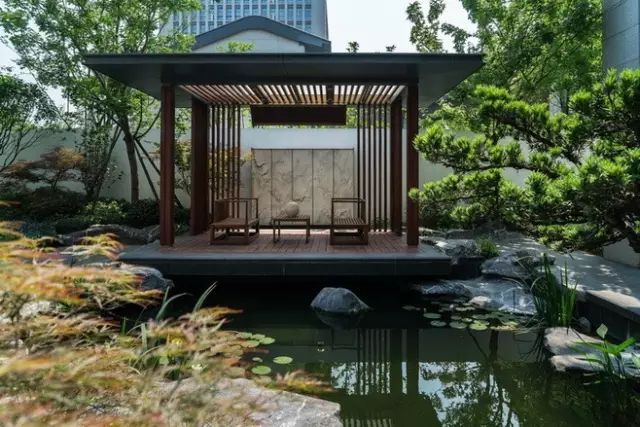 私家“中式庭院”设计恬静自然的中式花园才是院子应有的样子(图3)