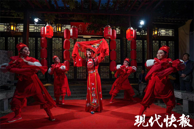 沉浸式参与王府婚礼南京夜瞻园全新升级剧目来了(图7)