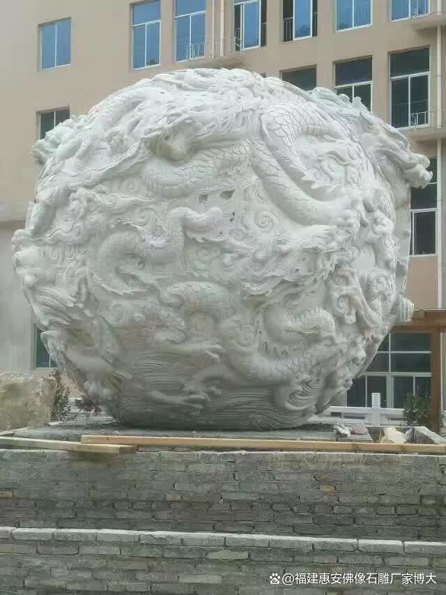 园林景观新风尚：石雕龙球的多样化应用（多图欣赏）(图4)