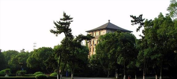中国最美的12所大学不仅人文气息浓而且风景独特适合亲子游(图12)
