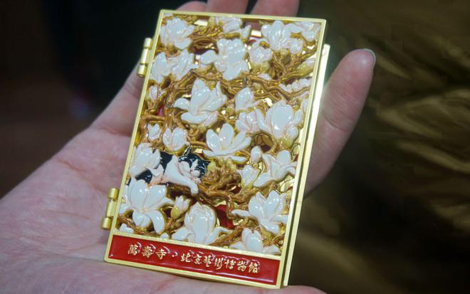 Kaiyun（中国体育）：流沙落叶冰箱贴火了背后有何故事？专访北京艺术博物馆馆长(图4)