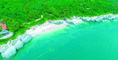 大连金石滩滨海国家地质公园：山海欢歌踏浪行(图1)