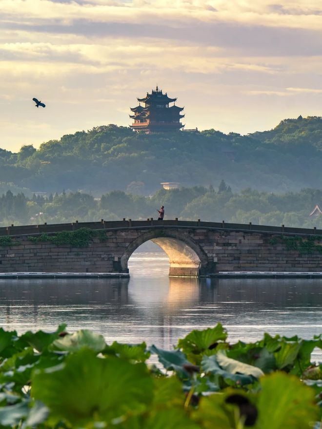Kaiyun（中国体育）：到苏杭旅游五天四晚游跟团跟团去苏杭旅游多少钱必看攻略！(图1)