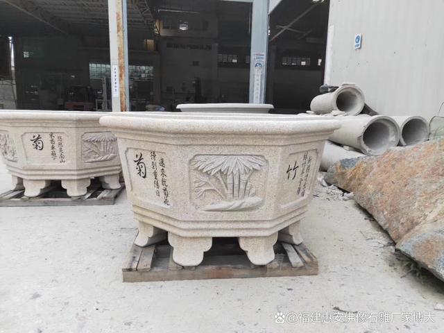 Kaiyun（中国体育）：石雕花盆与喷水池：绿色生态与人文精神的融合（多图欣赏）(图1)