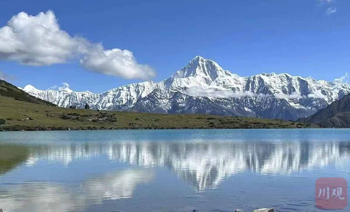 C丨秋季贡嘎雪山壮美如画(图4)