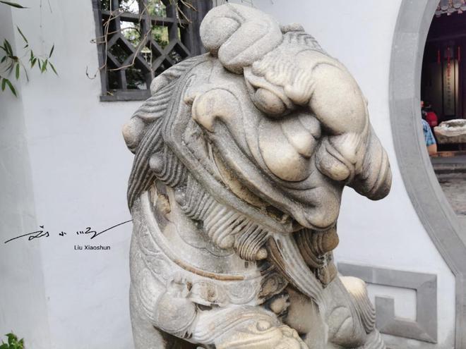 江苏扬州“与众不同”的石狮子就在瘦西湖景区游客直呼好可爱(图6)