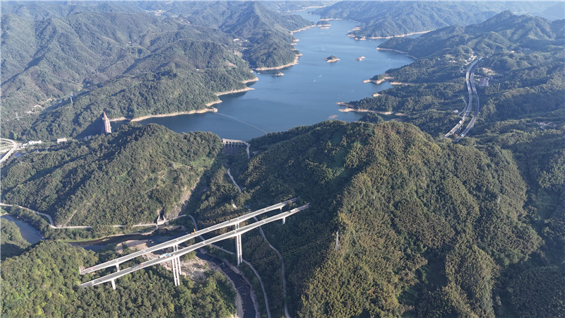 Kaiyun体育网站：大别山生态景观高速公路：一条串起生态、红色记忆与振兴的“美丽廊道”(图3)