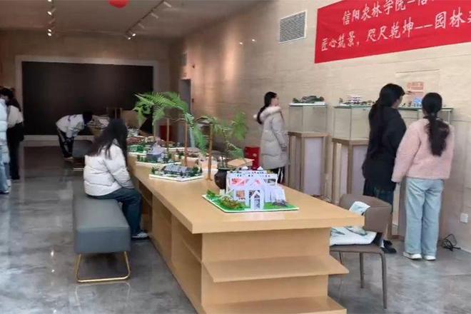 信阳农林学院举办“匠心筑景咫尺乾坤——园林建筑模型作品展”(图2)
