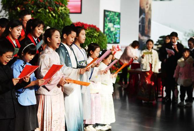 Kaiyun体育网站：逛中国园博馆“山居雅集”体验冬日古韵雅趣(图2)
