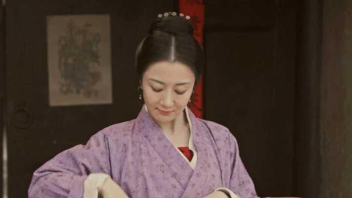 Kaiyun体育网站：假山假景假脸央视《锦囊妙录》的爆火打脸多少流水线古装(图14)