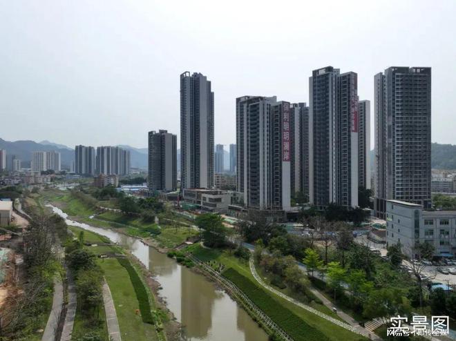 保利明玥澜岸园林式景观：“百年榕树小园”尽显人文情怀(图5)