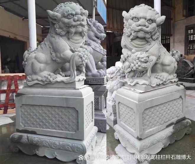 石狮子在庭院设计中的搭配方法(图1)