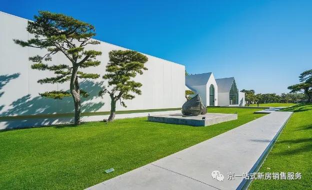 Kaiyun（中国体育）：傲云售楼处美学、低密、纯粹、科技兼具的新一代人居扛鼎之作(图10)