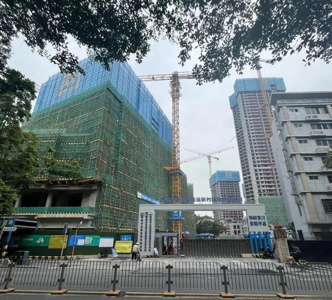 园林景观大赏！翰熙典居花园特点与休闲功能全解析(图2)