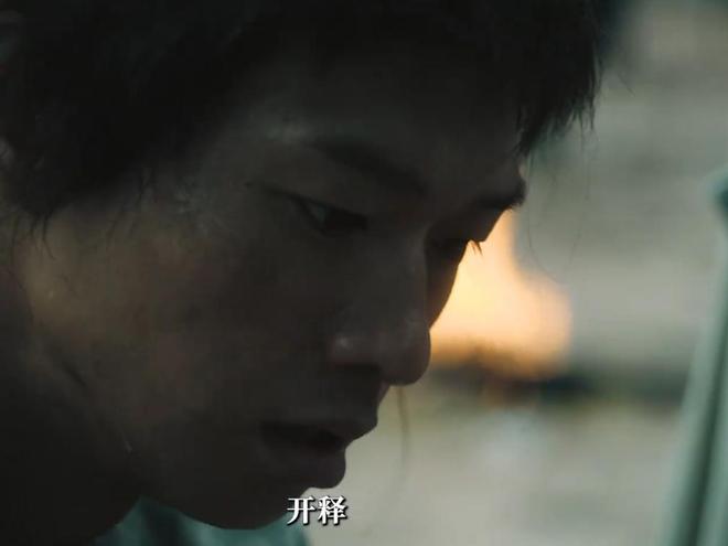 假山假景假脸李现《人生若如初见》爆火打脸多少流水线年代剧(图7)