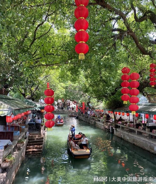 2025苏州十大必去景点攻略：带你玩转园林古镇与现代打卡地！(图3)