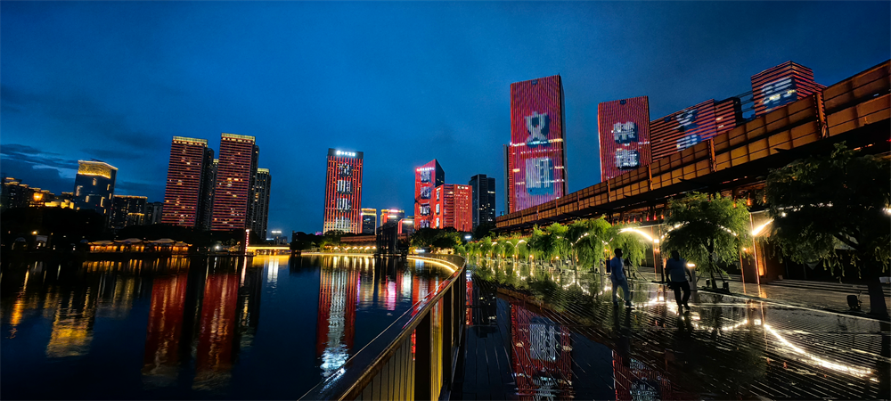 Kaiyun（中国体育）：千灯湖畔威士忌新地标！全国首个威士忌文化街区10月开业(图2)
