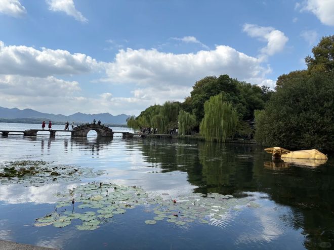苏杭旅游必去十大景点西湖乌镇园林四天时间玩转诗画江南(图1)
