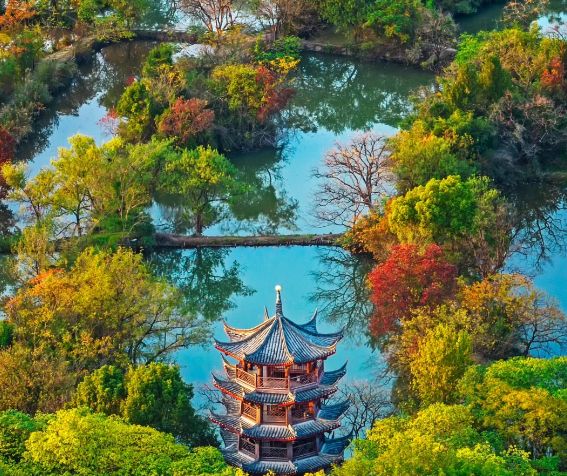 2025杭州旅游五天四晚纯玩团多少钱？完美路线+私人订制旅游攻略(图1)