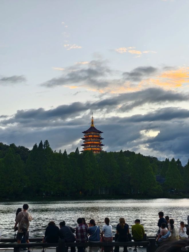 Kaiyun（中国体育）：和爸妈江浙4日旅游怎么安排？热门景点汇总+最佳路线攻略(图3)