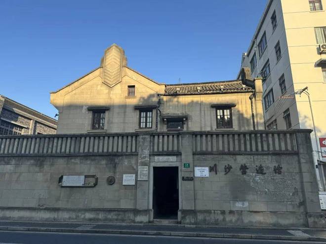 热搜陆家嘴锦绣云澜售楼处发布：打造未来品质生活(图4)