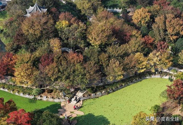 Kaiyun体育网站：千年扬州藏璞玉初冬朴园绘就新时代“淮南第一名园”盛景！(图1)