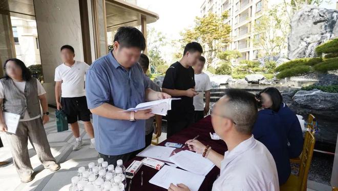 Kaiyun体育网站：匠心筑家预鉴合院丨鑫江·合院四期工地开放日好评如潮！(图1)