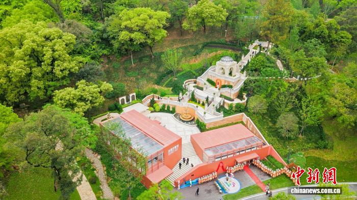 侧记：一座园林连中法解码园博会背后的“侨”味道(图1)