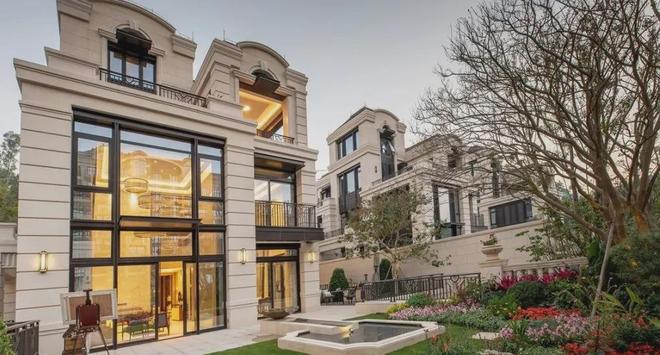 Kaiyun（中国体育）：珠海香洲热搜楼盘｜华发山庄售楼处发布：启幕鼎级豪宅享受！(图12)